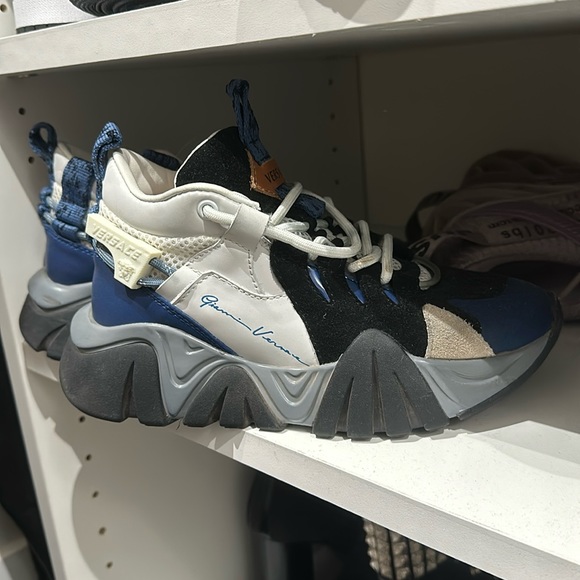 Versace Shoes - Versace sneakers